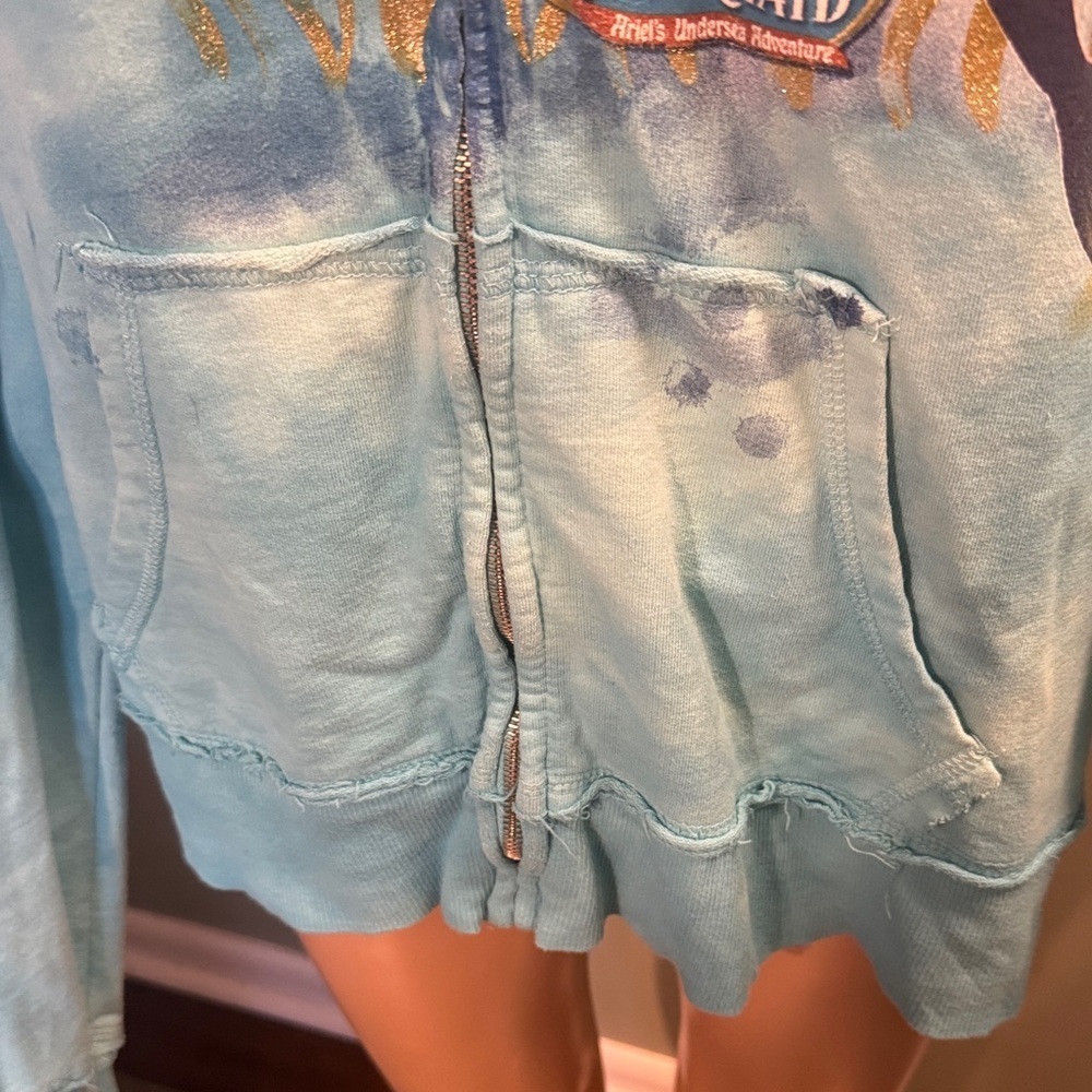100% Cotton The Little Mermaid Graphic Zip-Up Hoodie size XL - Picture 3 of 7